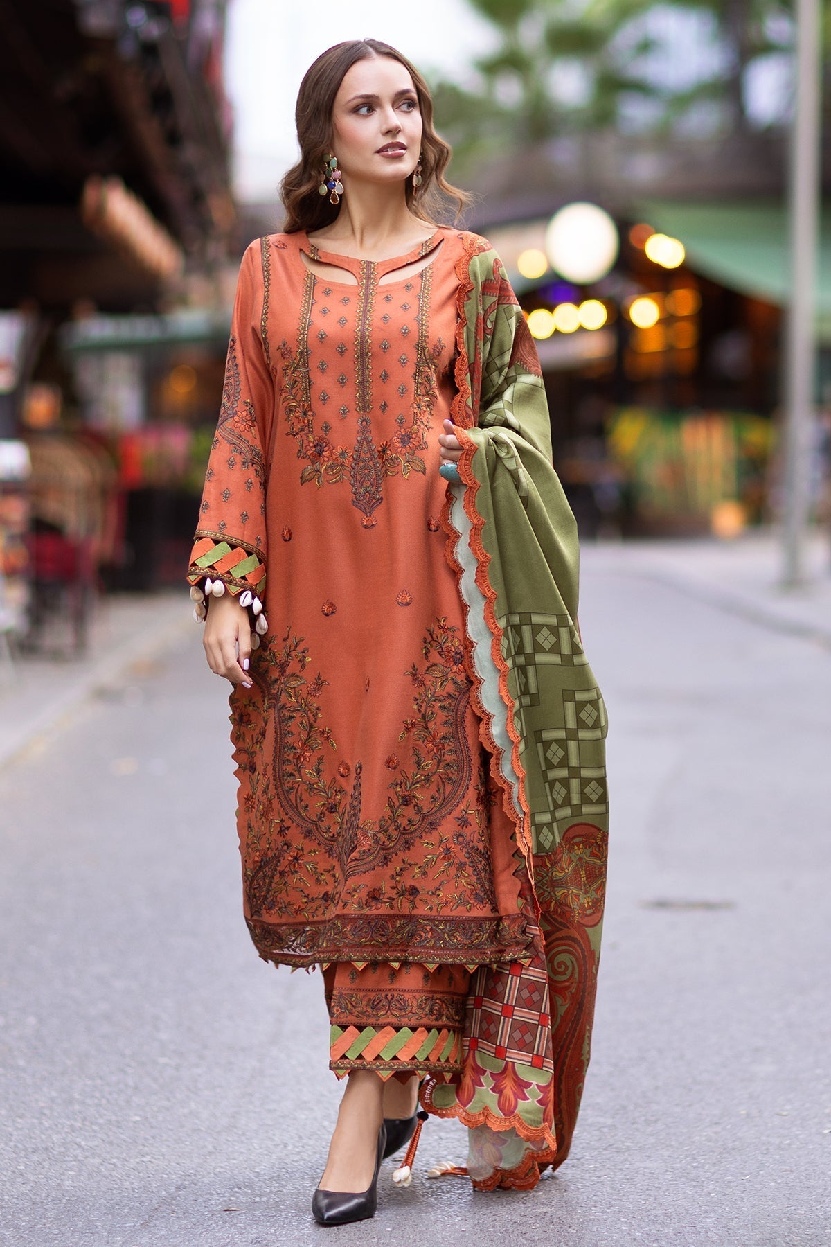 Charizma | Poshima Shawl | PS4-01 - Official Charizma stockist in UK - Sakeena London