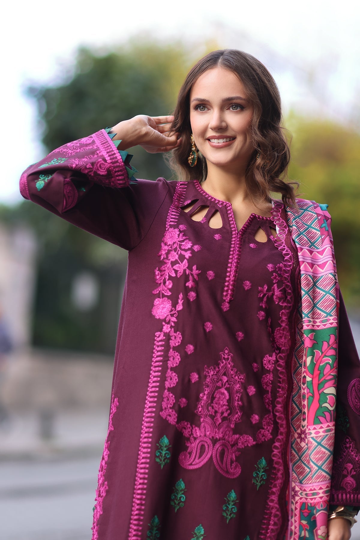 Charizma | Poshima Shawl | PS4-05 - Official Charizma stockist in UK - Sakeena London