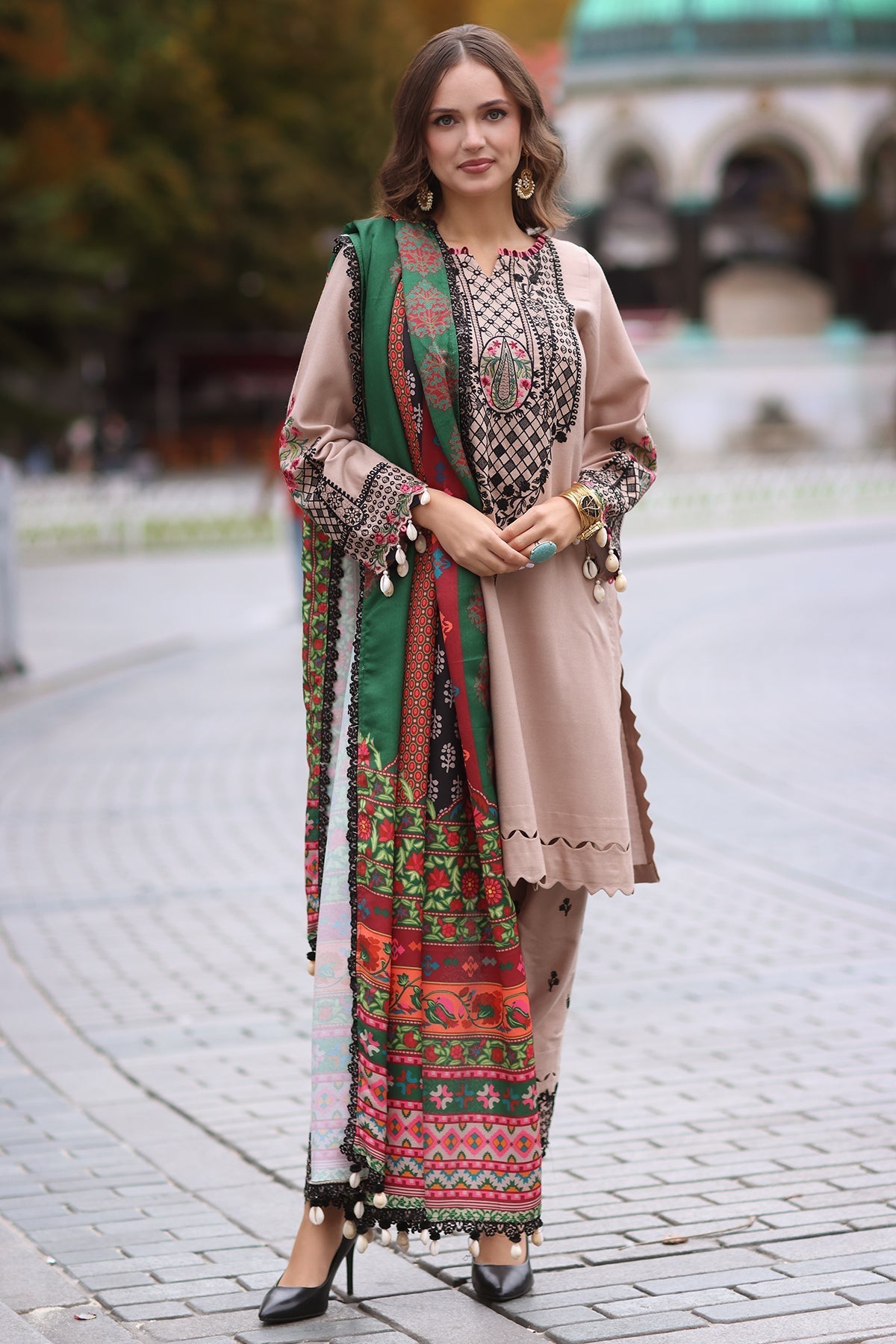Charizma | Poshima Shawl | PS4-07 - Official Charizma stockist in UK - Sakeena London
