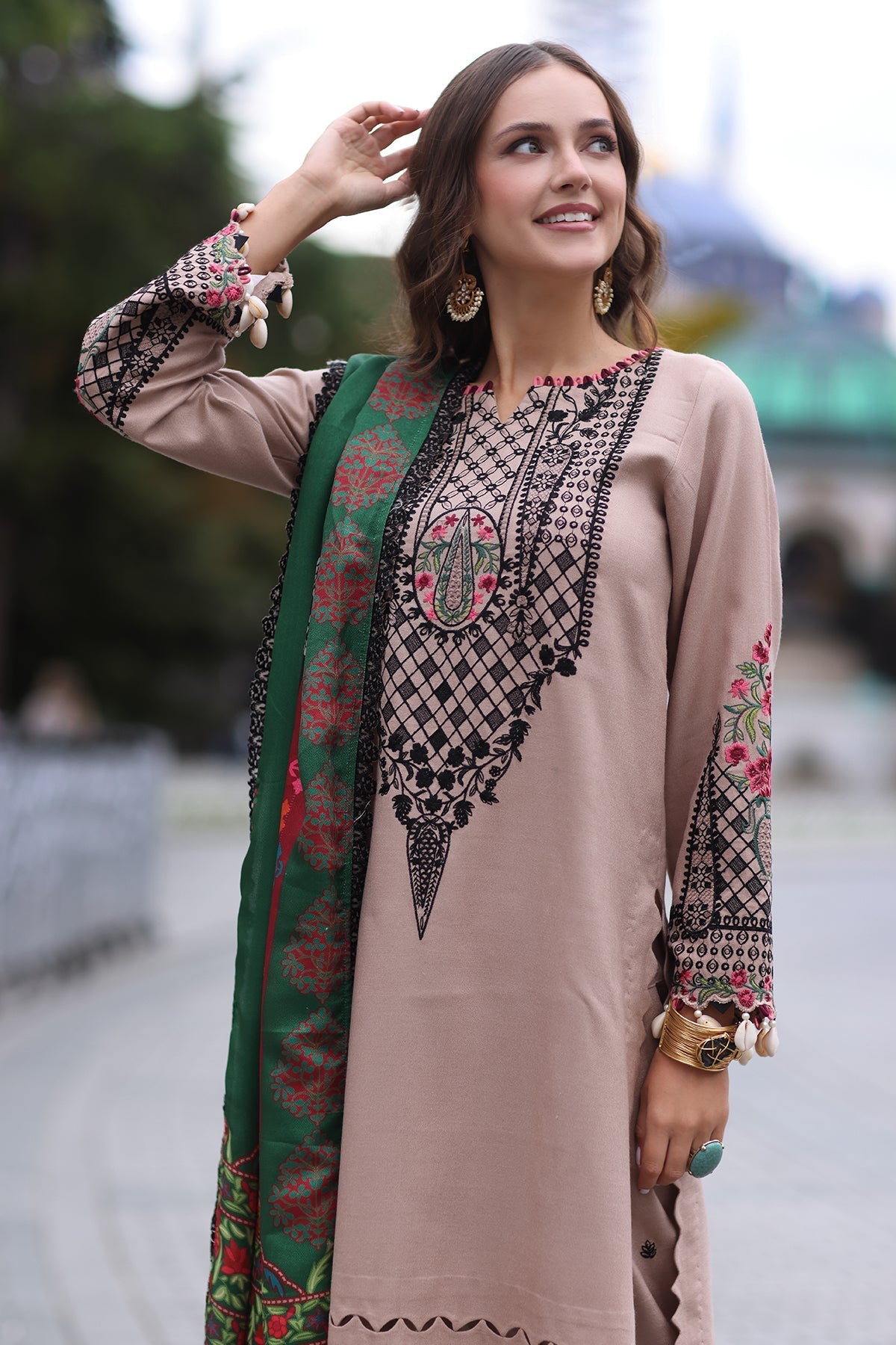 Charizma | Poshima Shawl | PS4-07 - Official Charizma stockist in UK - Sakeena London