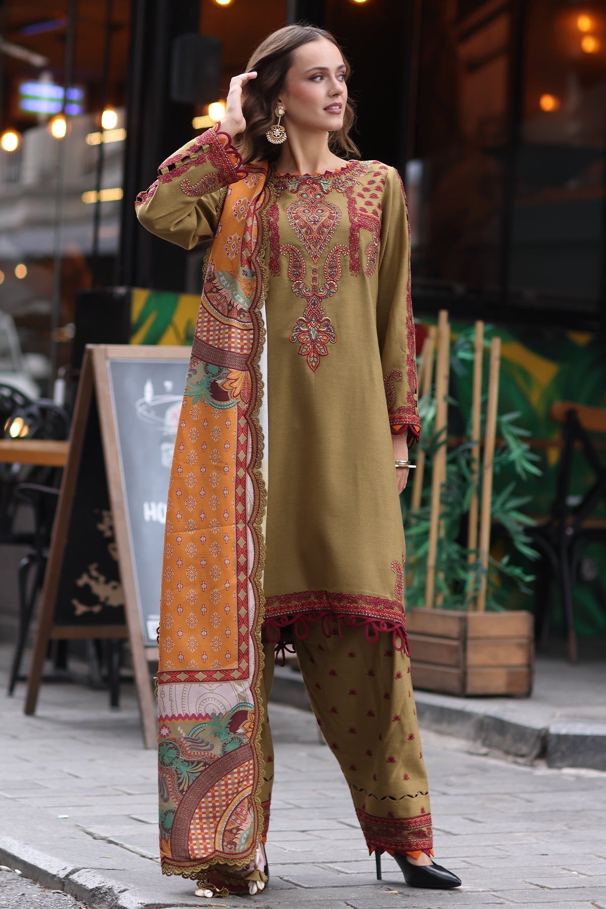 Charizma | Poshima Shawl | PS4-08 - Official Charzima stockist in UK - Sakeena London