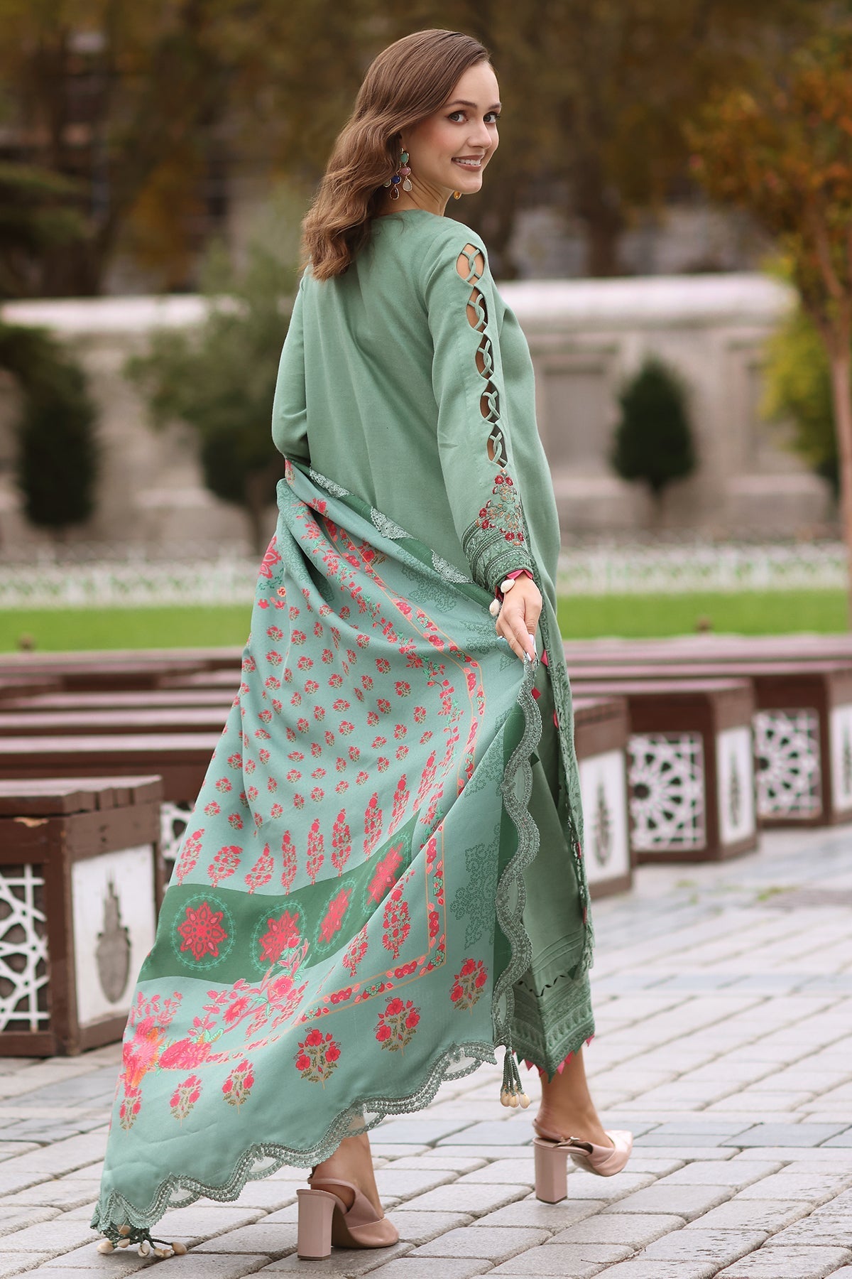 Charizma | Poshima Shawl | PS4-06 - Official Charizma stockist in UK - Sakeena London