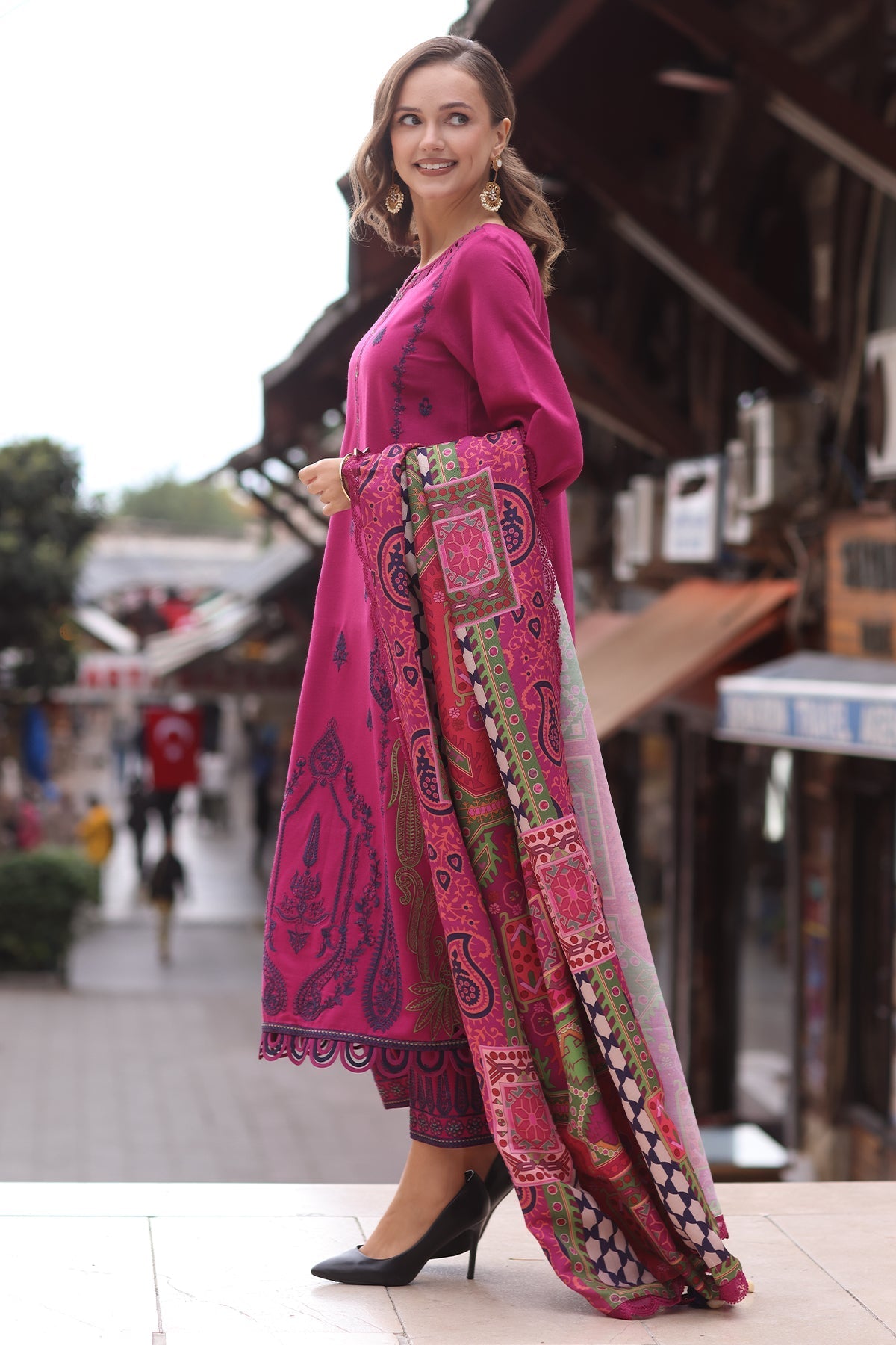 Charizma | Poshima Shawl | PS4-02 - Official Charizma stockist in UK - Sakeena London