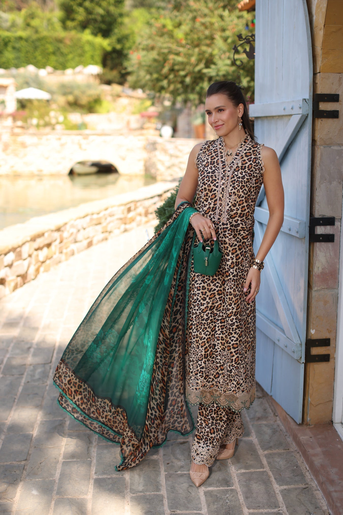 Noor by Saadia Asad | Luxe Chikankari 25 | D2-A - Official Noor by Saadia Asad stockist in UK - Sakeena London