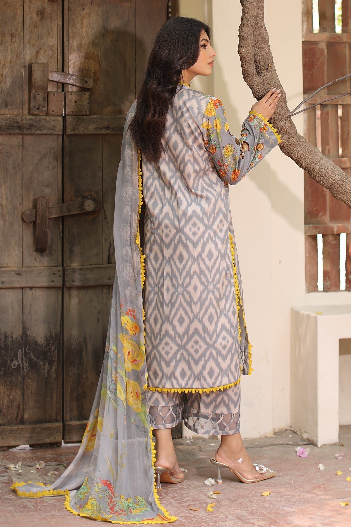 Charizma | Lawn Collection 24 | AS4-47 - Official Charizma stockist in UK - Sakeena London