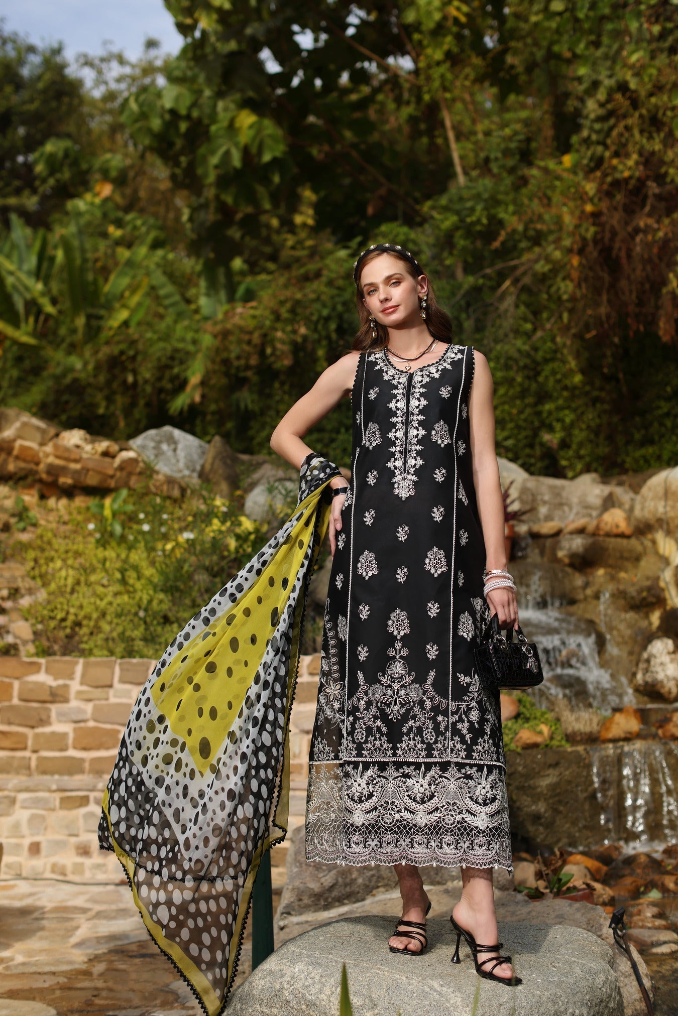 Noor by Saadia Asad | Luxe Chikankari 25 | D3-B - Official Noor by Saadia Asad stockist in UK - Sakeena London