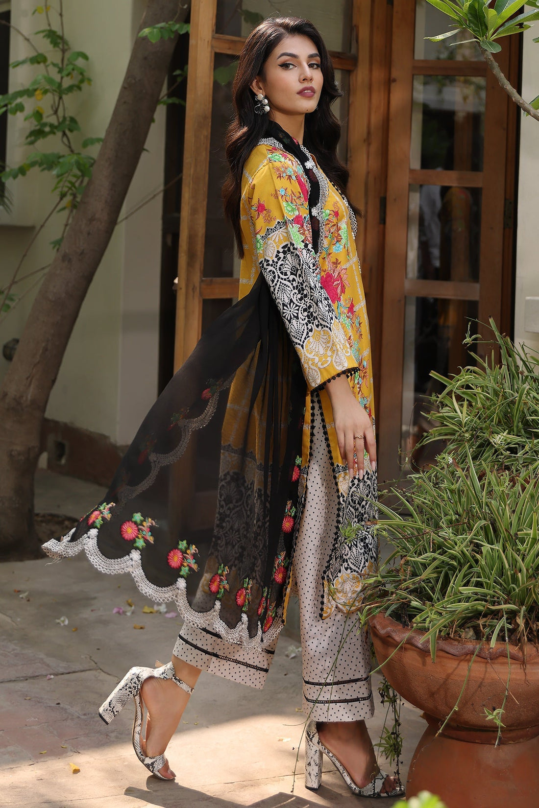 Charizma | Lawn Collection 24 | AS4-40 - Official Charizma stockist in UK - Sakeena London