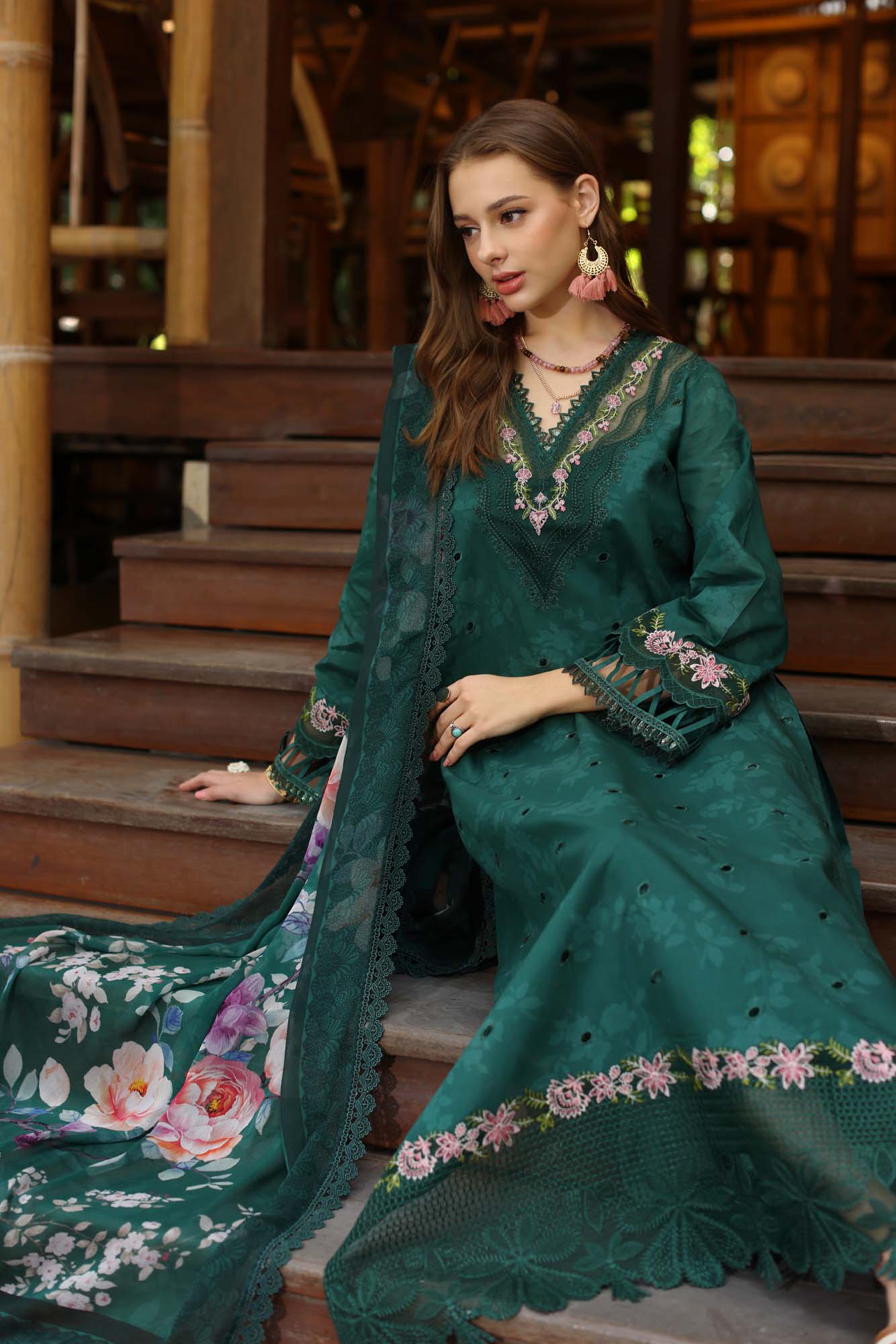 Noor by Saadia Asad | Eid Luxe Printedkari | D9-B - Official Noor by Saadia Asad stockist in UK - Sakeena London