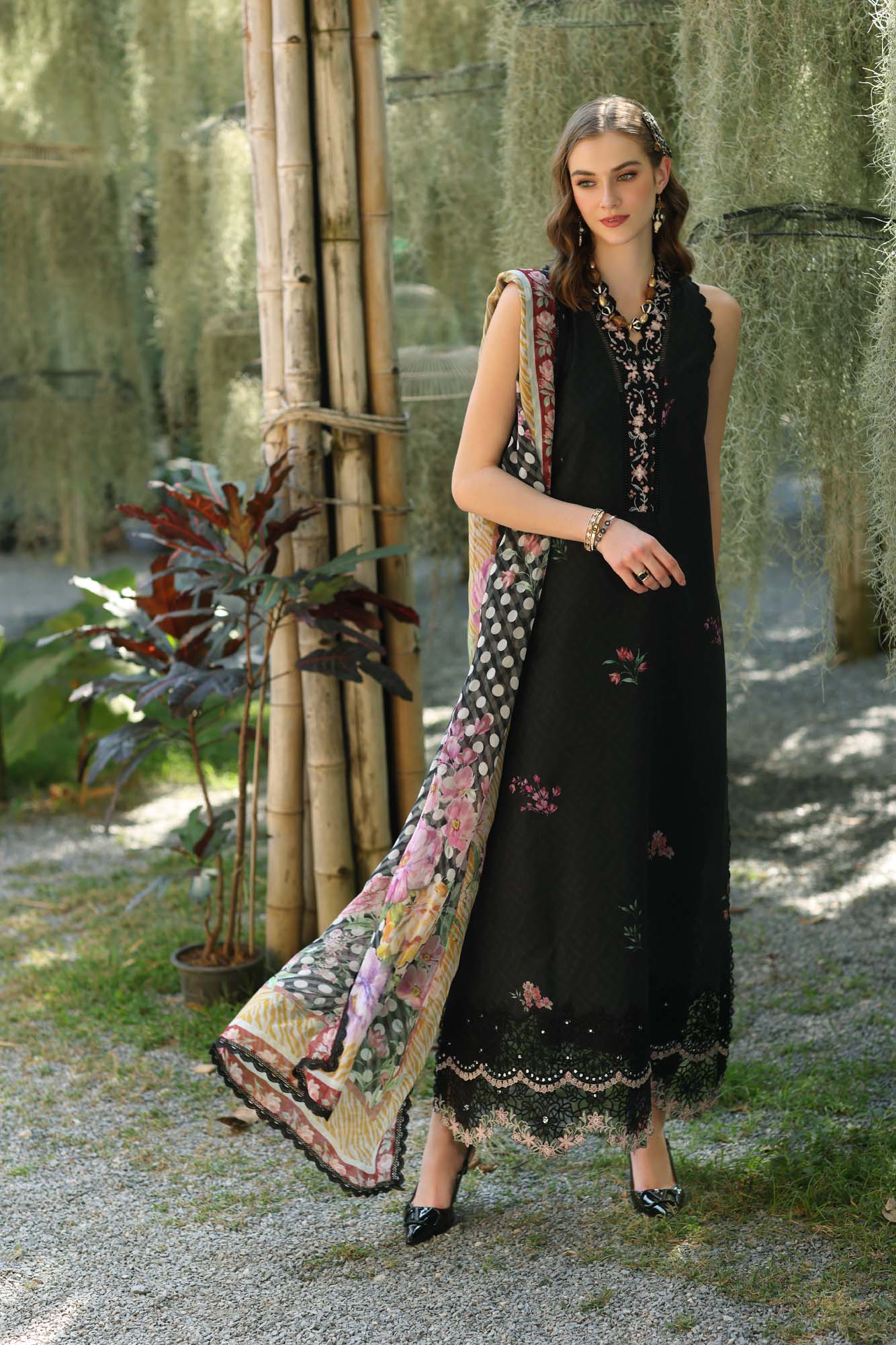 Noor by Saadia Asad | Eid Luxe Printedkari | D10-B - Official Noor by Saadia Asad stockist in UK - Sakeena London