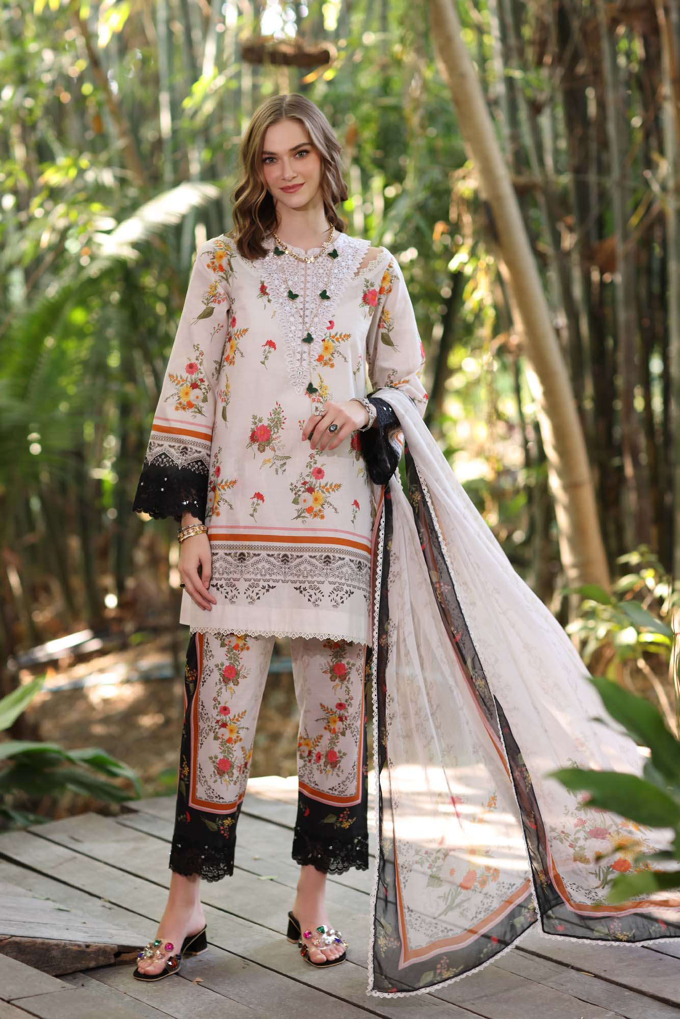 Noor by Saadia Asad | Eid Luxe Printedkari | D4-B - Official Noor by Saadia Asad stockist in UK - Sakeena London