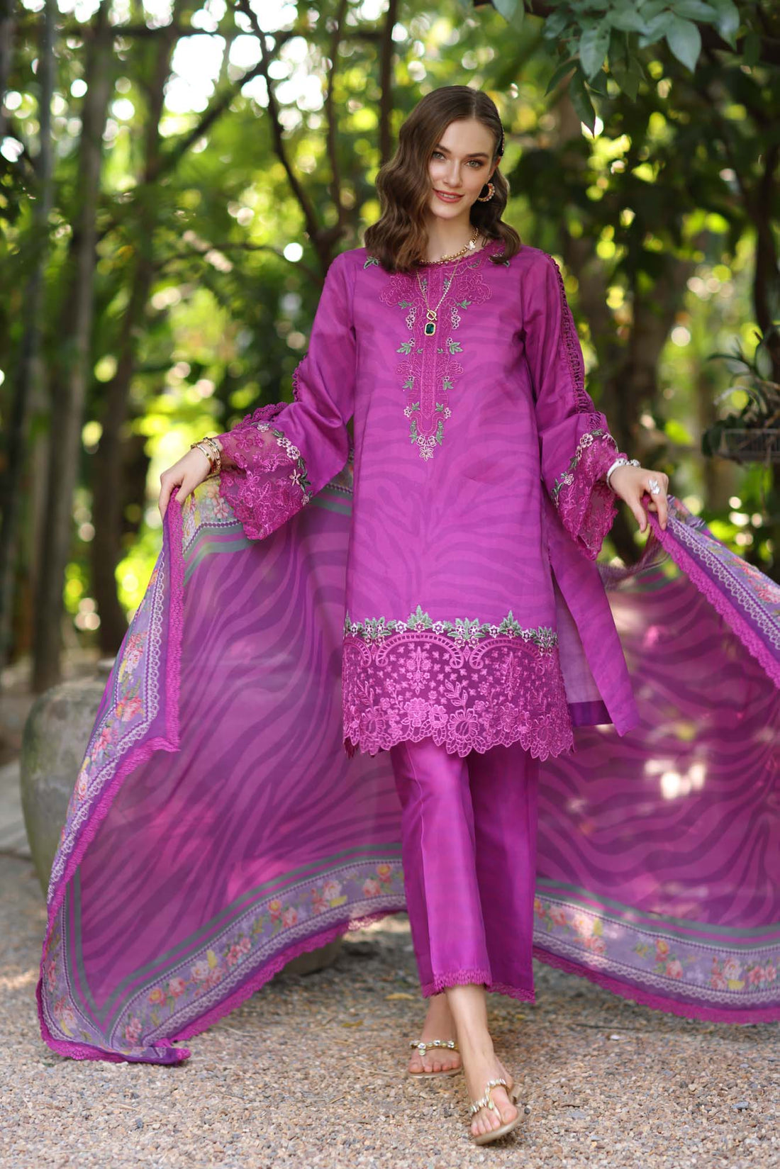 Noor by Saadia Asad | Eid Luxe Printedkari | D1-A - Official Noor by Saadia Asad stockist in UK - Sakeena London