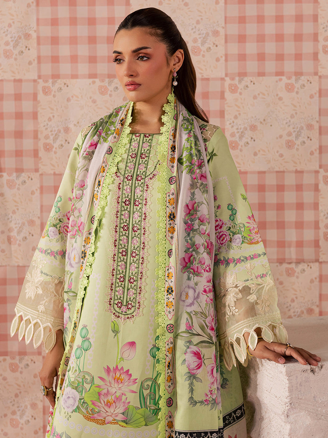 Mahnur | Afsana Lawn 26 | AL-01