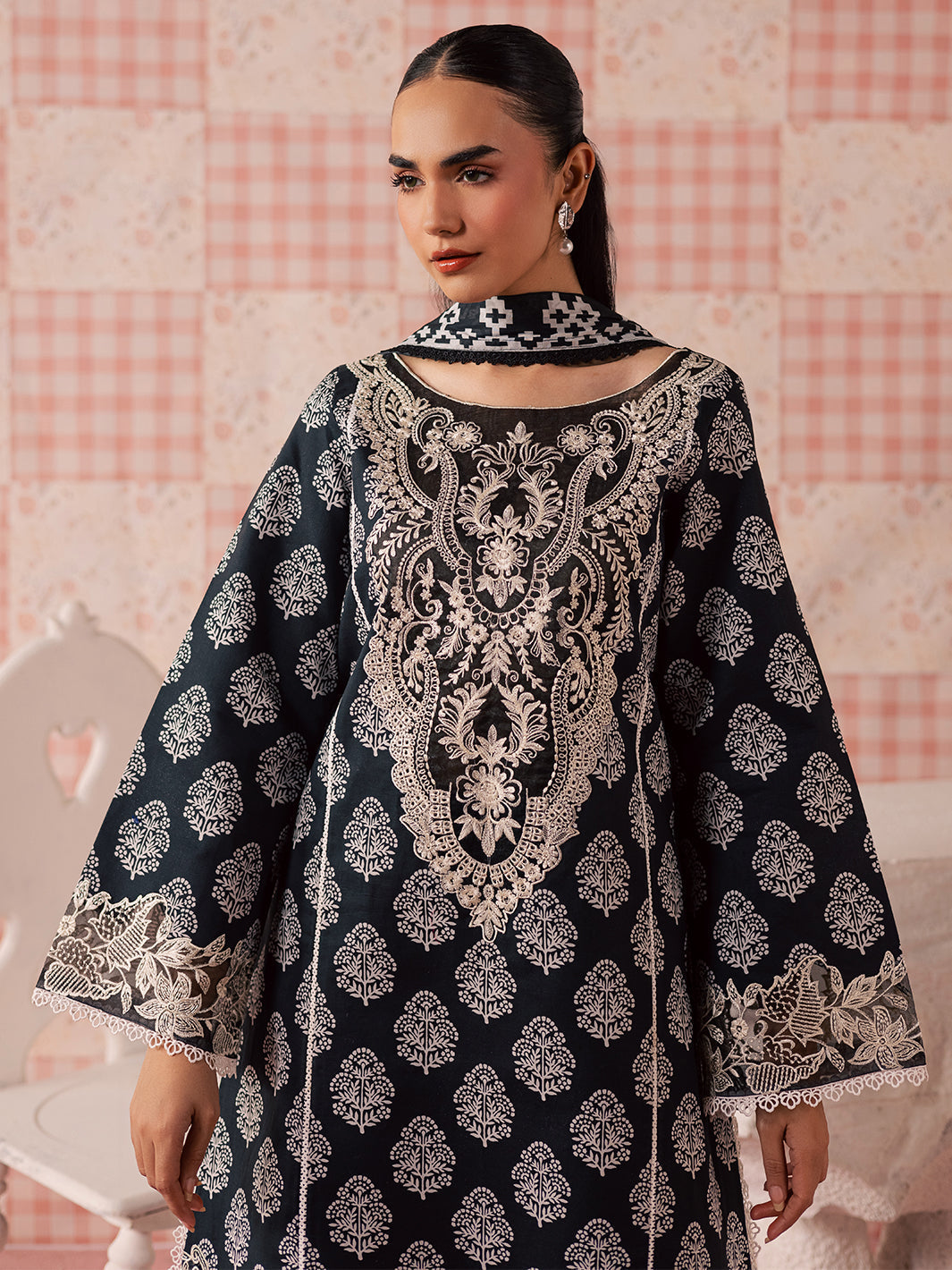 Mahnur | Afsana Lawn 26 | AL-05