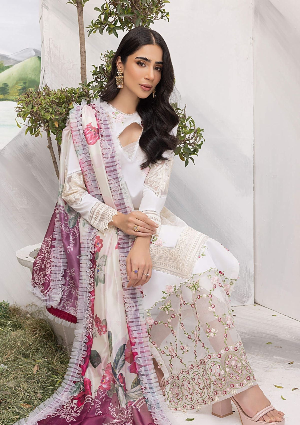 Lawn Collection - Asifa & Nabeel - Aleyna - V02 - WHITE LILY (ALV-02)