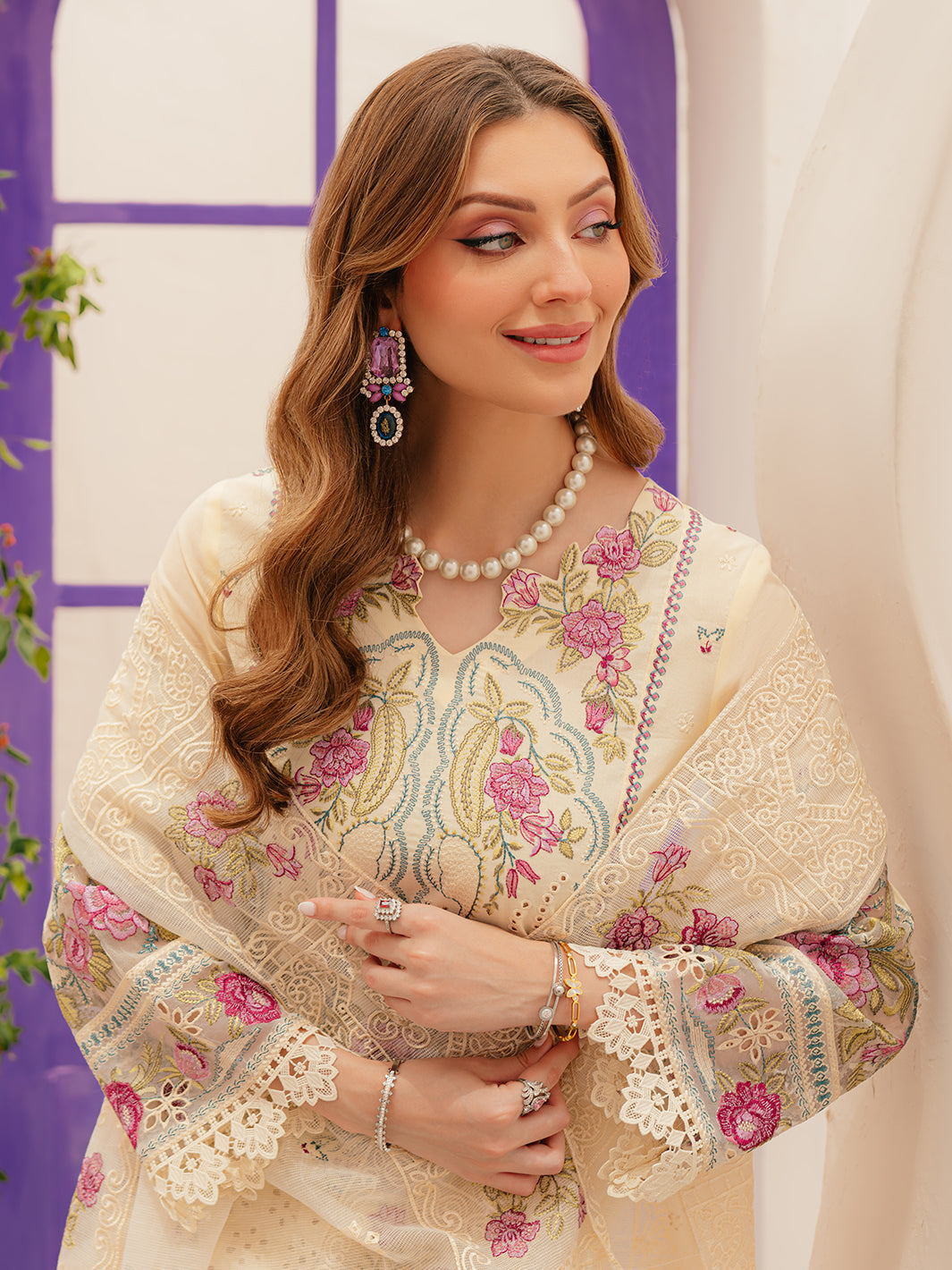 Mahnur | Allenura Luxury Lawn 24 | AMOUR - Official Mahnur stockist in UK - Sakeena London