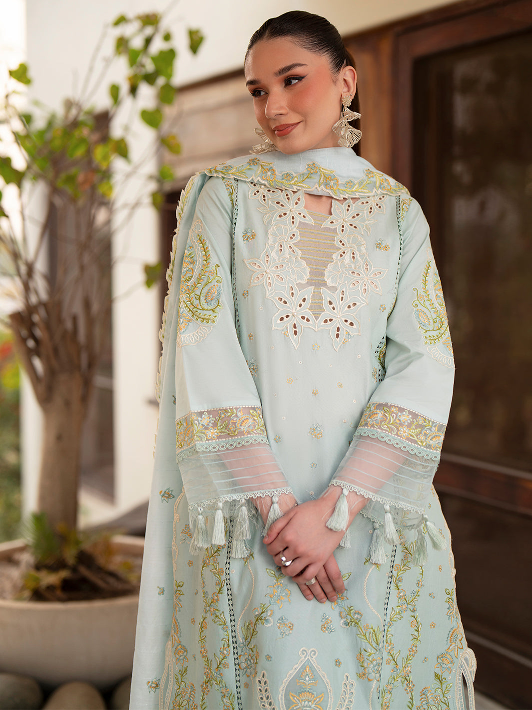 Mahnur | Angan Embroidered Lawn 26 | AN-013