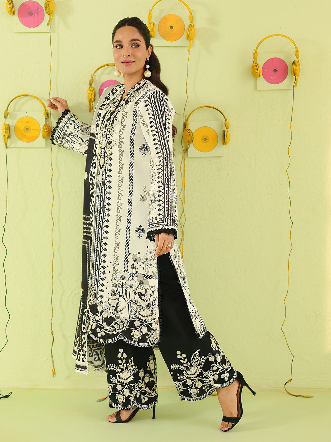 Mahnur | Anaya Lawn | AN-2-10
