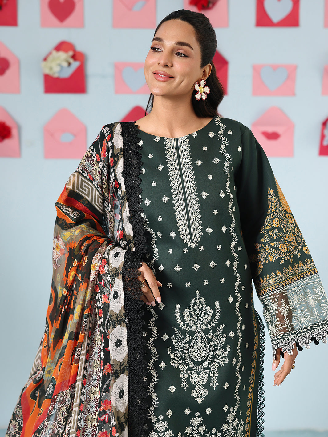 Mahnur | Anaya Lawn | AN-2-18