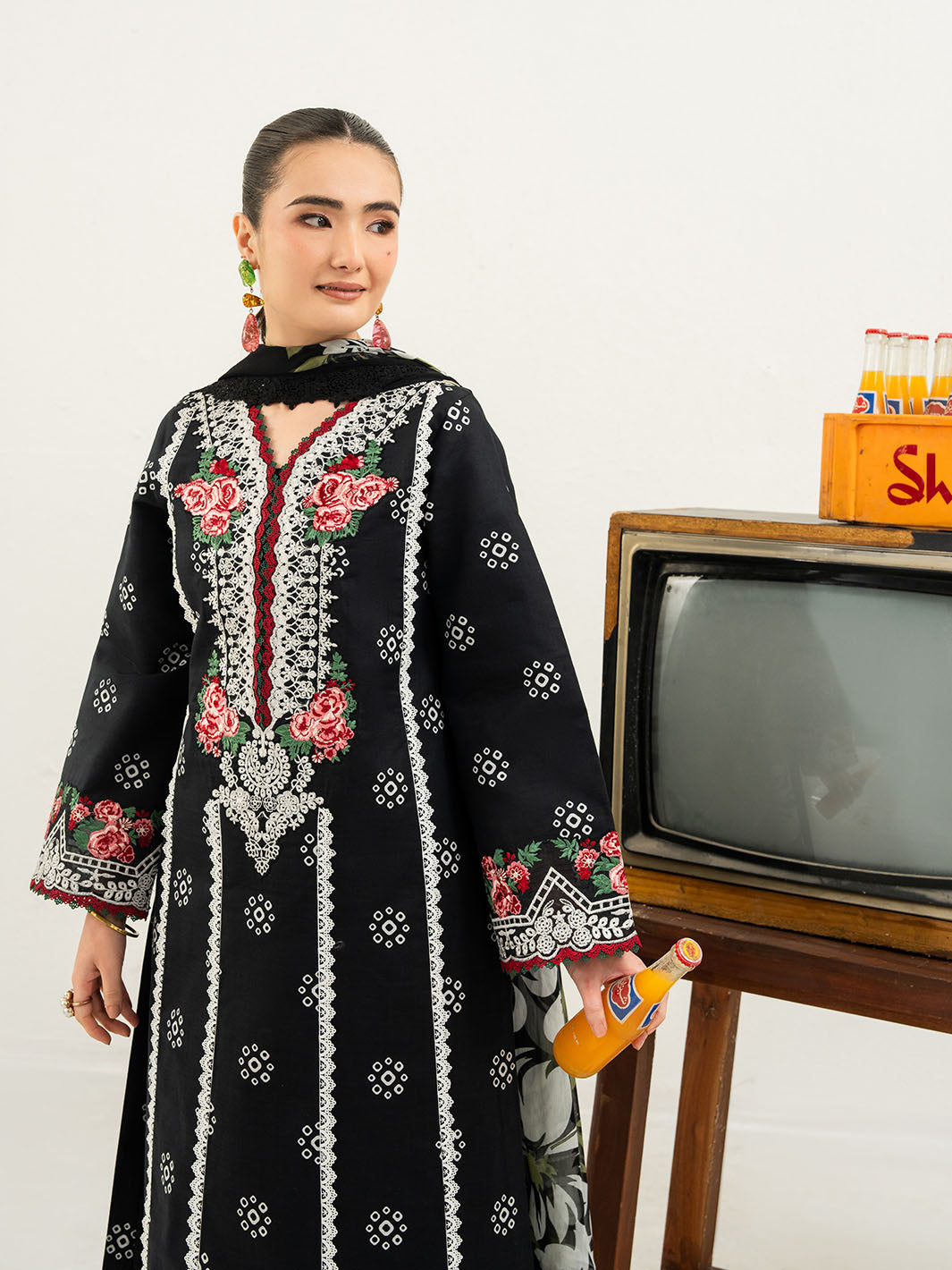 Mahnur | Anaya Lawn | ANA-001