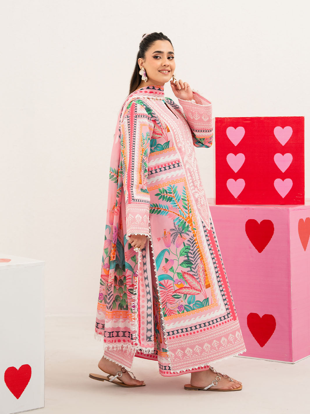 Mahnur | Anaya Lawn | ANA-008