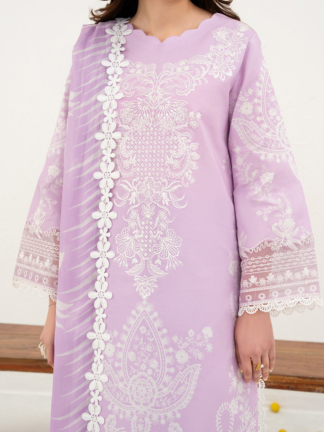 Mahnur | Anaya Lawn | ANA-009