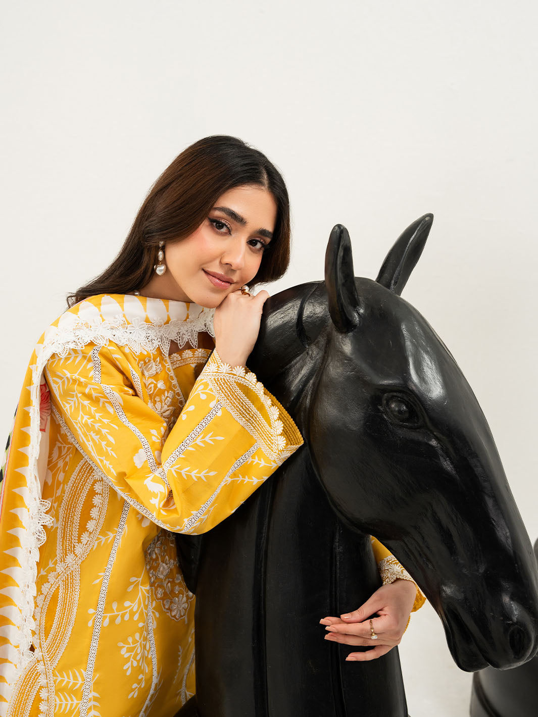 Mahnur | Anaya Lawn | ANA-019