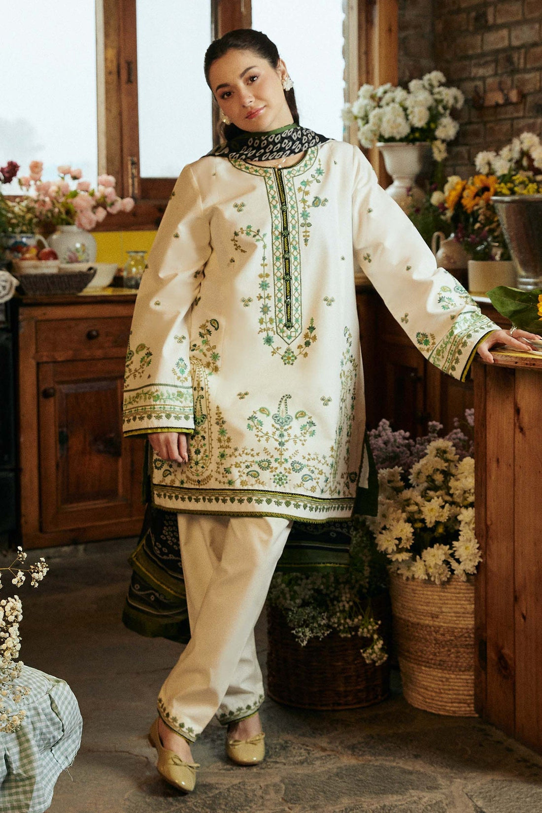 Zara Shahjahan | Coco Lawn Vol 2 | ARELA-7A - Official Zara Shahjahan stockist in UK - Sakeena London