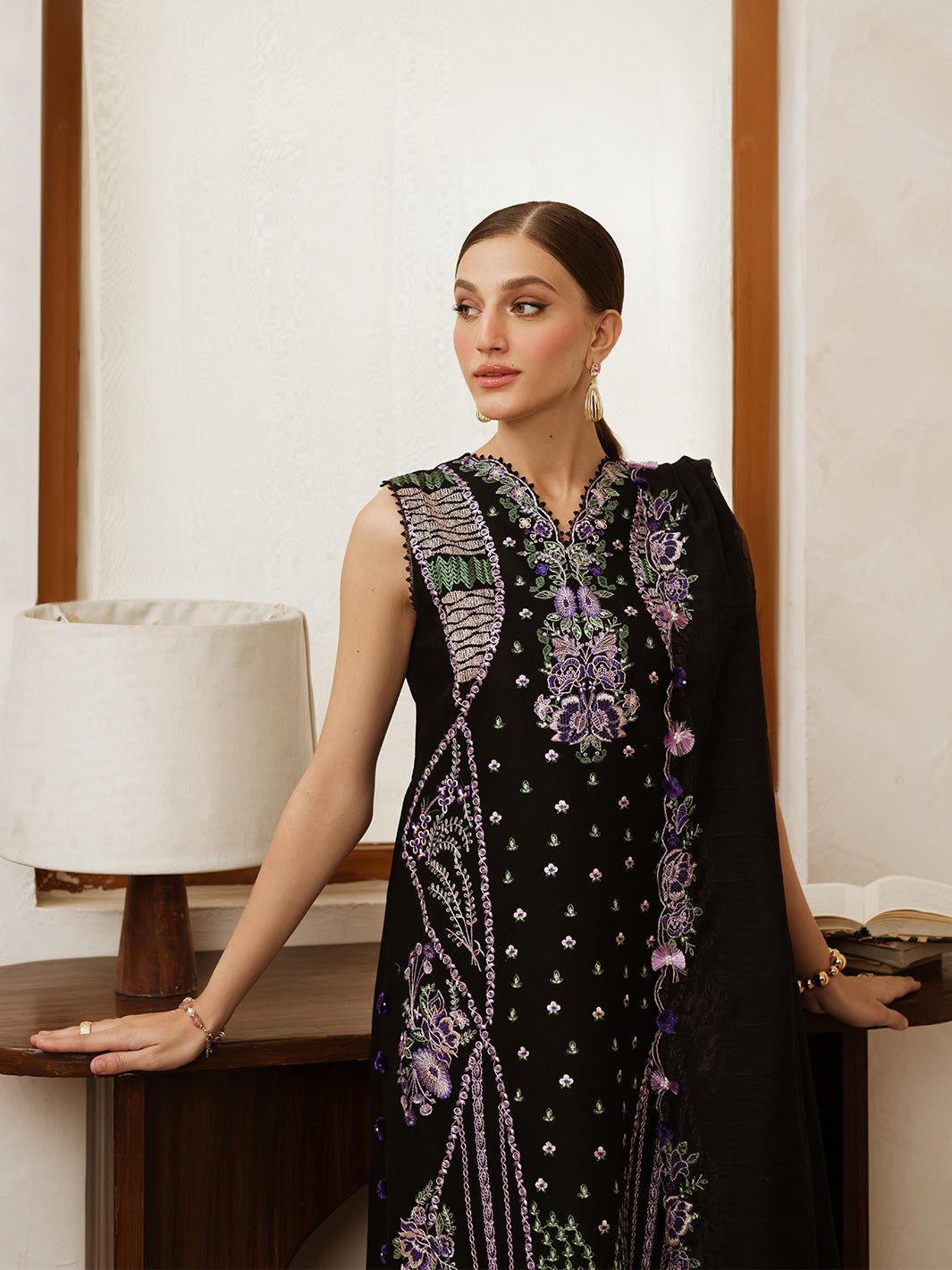 Mahnur | Florence Luxury Lawn 25 | AALEEN - Official Mahnur stockist in UK - Sakeena London