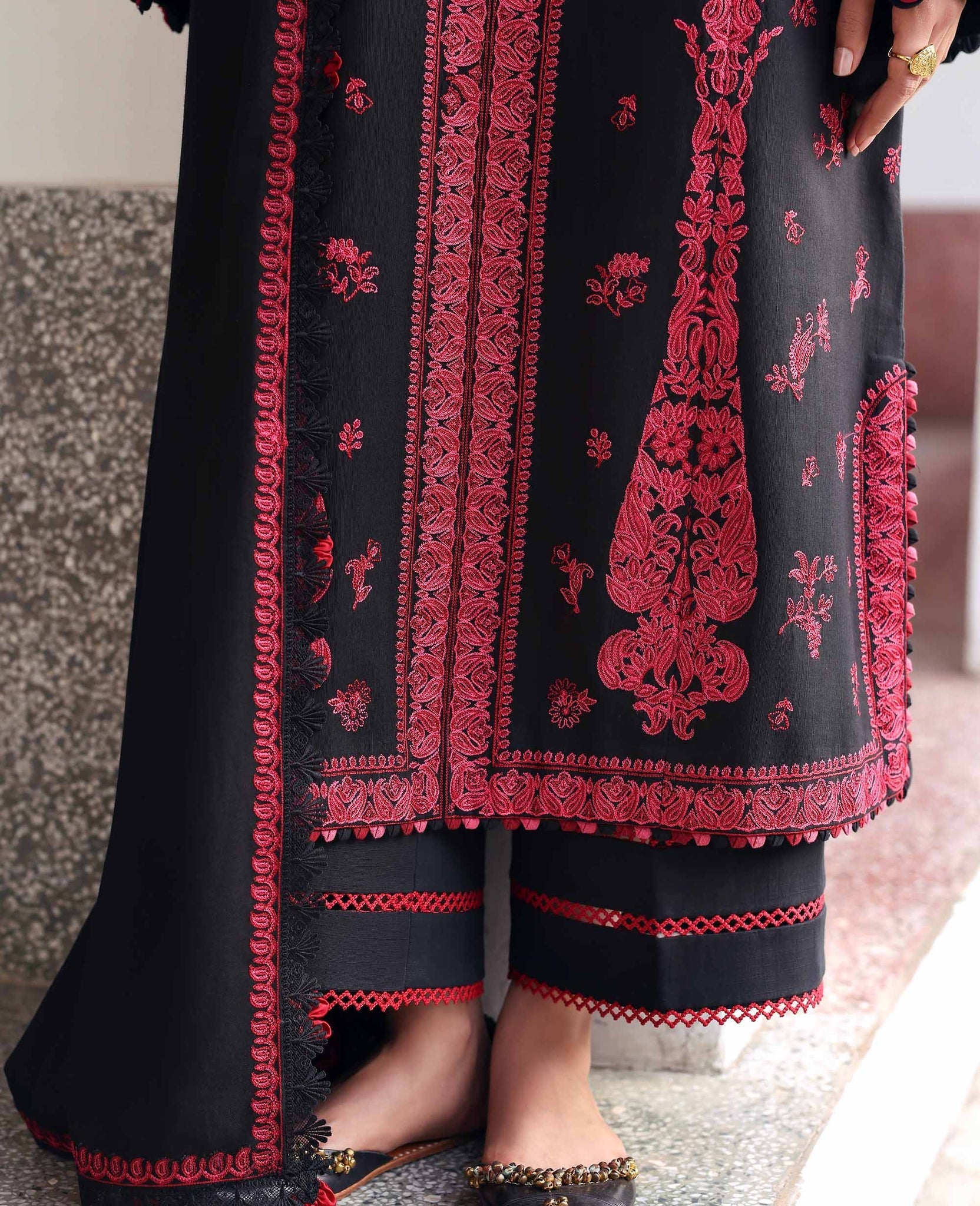 Republic Womenswear | Amaris Luxury Shawl 25 | Almira - Official Republic Womenswear stockist in UK - Sakeena London