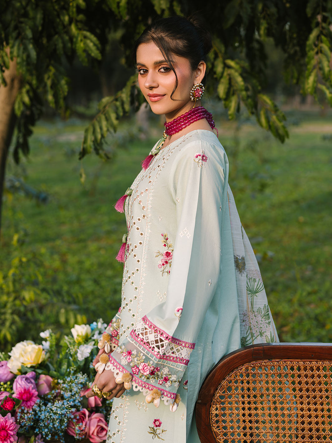Mahnur | Dahlia Luxury Lawn 25 | Ana - Official Mahnur stockist in UK - Sakeena London