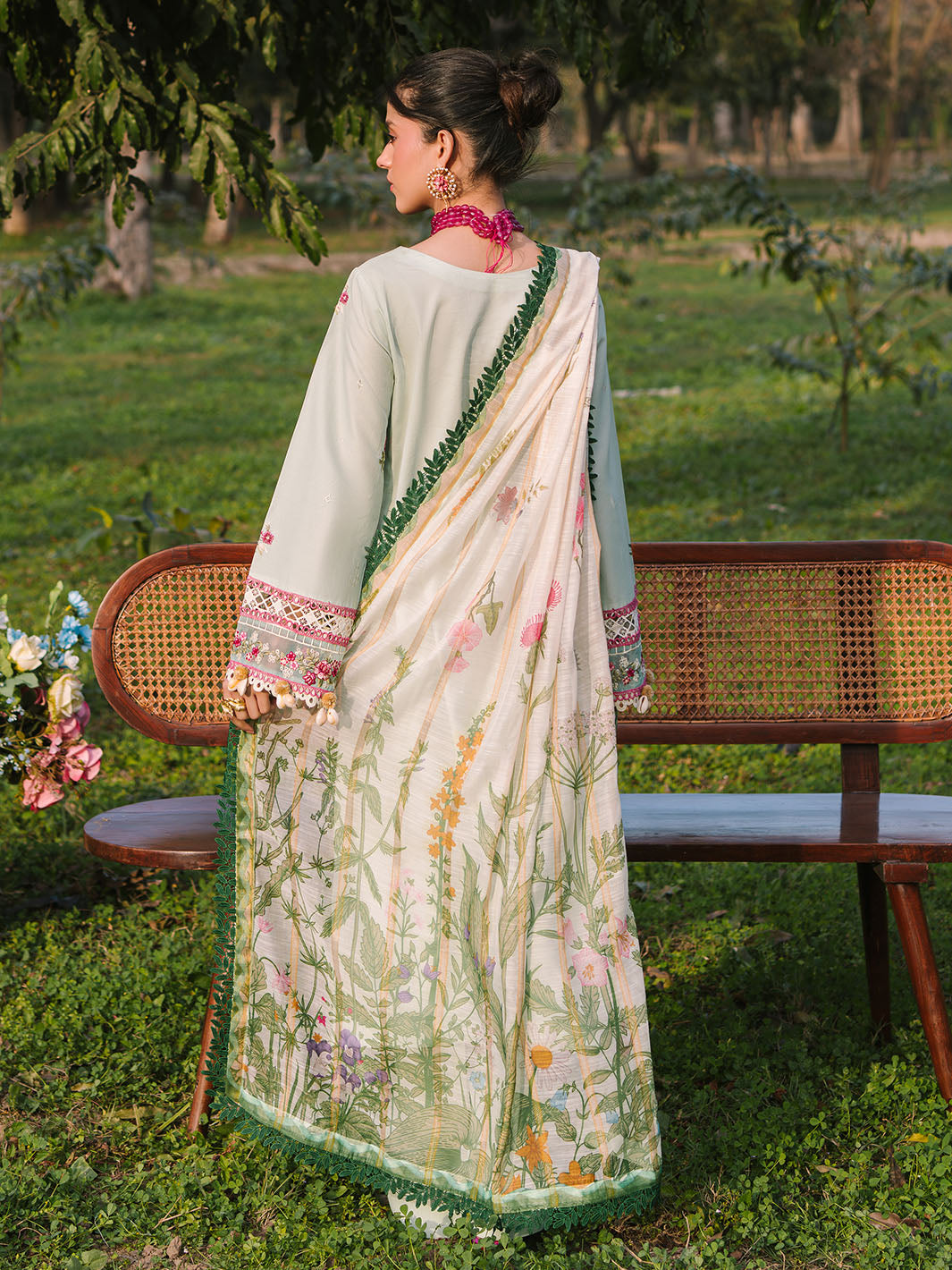 Mahnur | Dahlia Luxury Lawn 25 | Ana - Official Mahnur stockist in UK - Sakeena London
