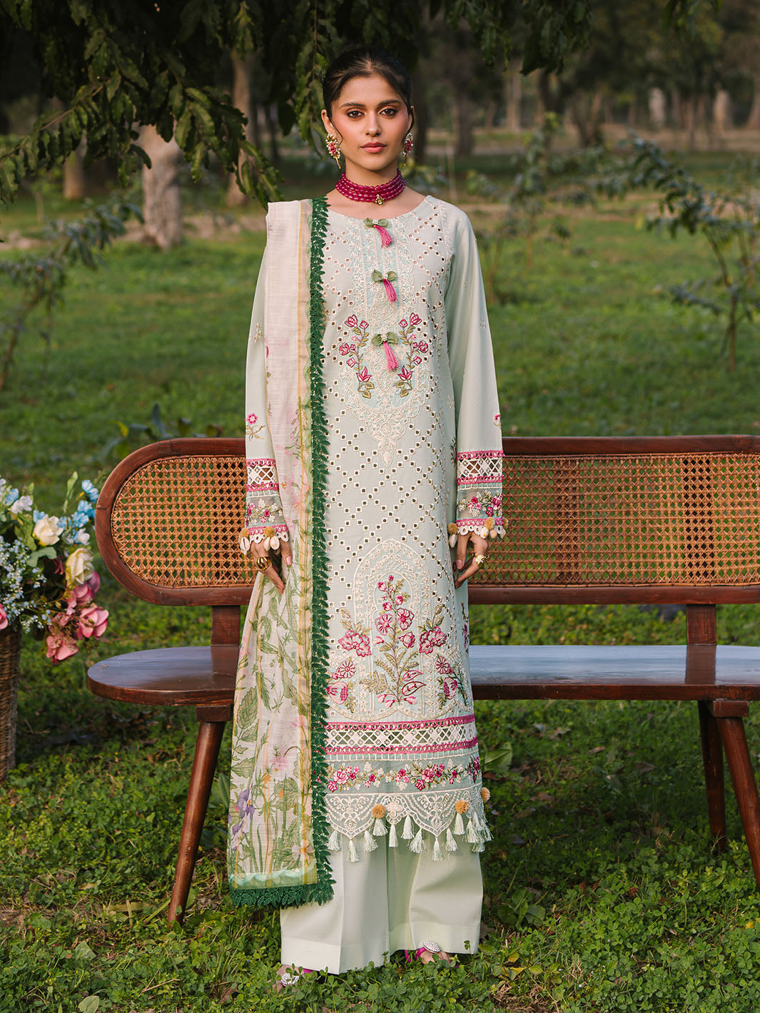 Mahnur | Dahlia Luxury Lawn 25 | Ana - Official Mahnur stockist in UK - Sakeena London
