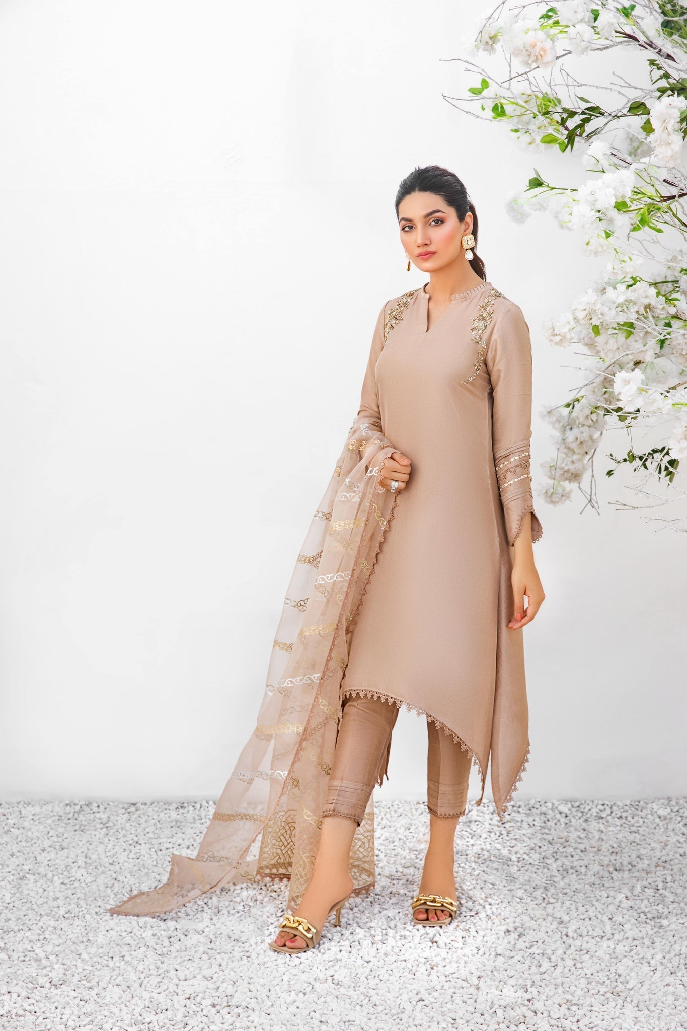 Anam Akhlaq | Festive Collection | D-18 - Official Anam Akhlaq stockist in UK - Sakeena London