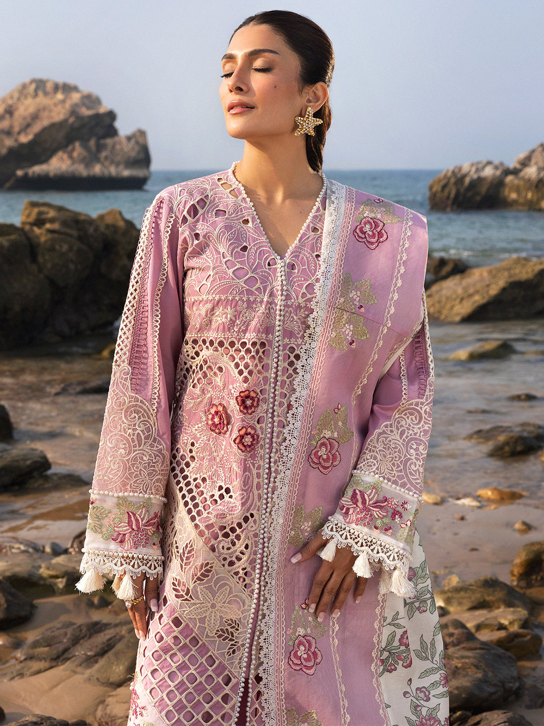 Mahnur | Sirena Luxury Lawn 25 | Aria - Official Mahnur stockist in UK - Sakeena London