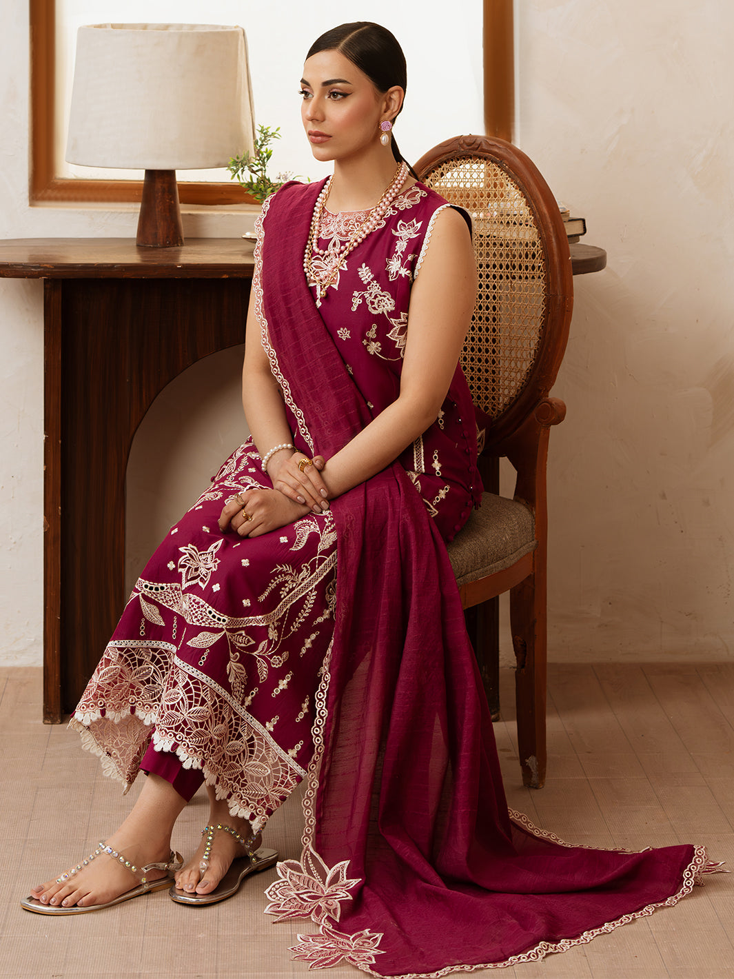 Mahnur | Florence Luxury Lawn 25 | ARLEEN - Official Mahnur stockist in UK - Sakeena London