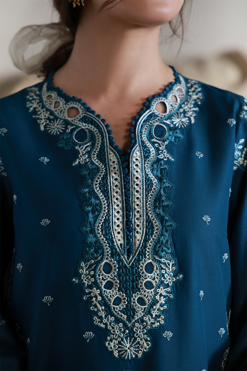 Aabyaan | Saagar Luxury Festive Lawn 26 | INAYA (AL-09)
