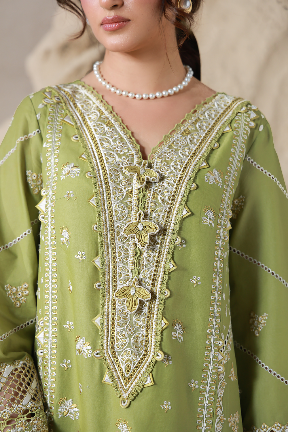 Aabyaan | Saagar Luxury Festive Lawn 26 | MAYA (AL-08)