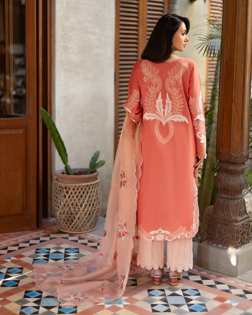 Mushq | Astoria Lawn 26 |Avienne