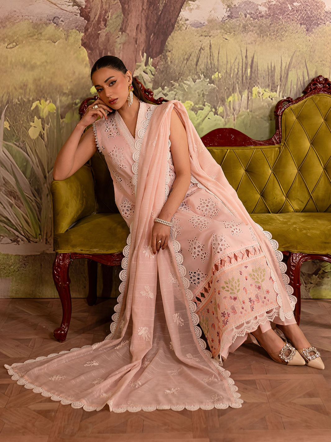 Mahnur | Twilight Luxury Lawn 25 | AYSEL - Official Mahnur stockist in UK - Sakeena London