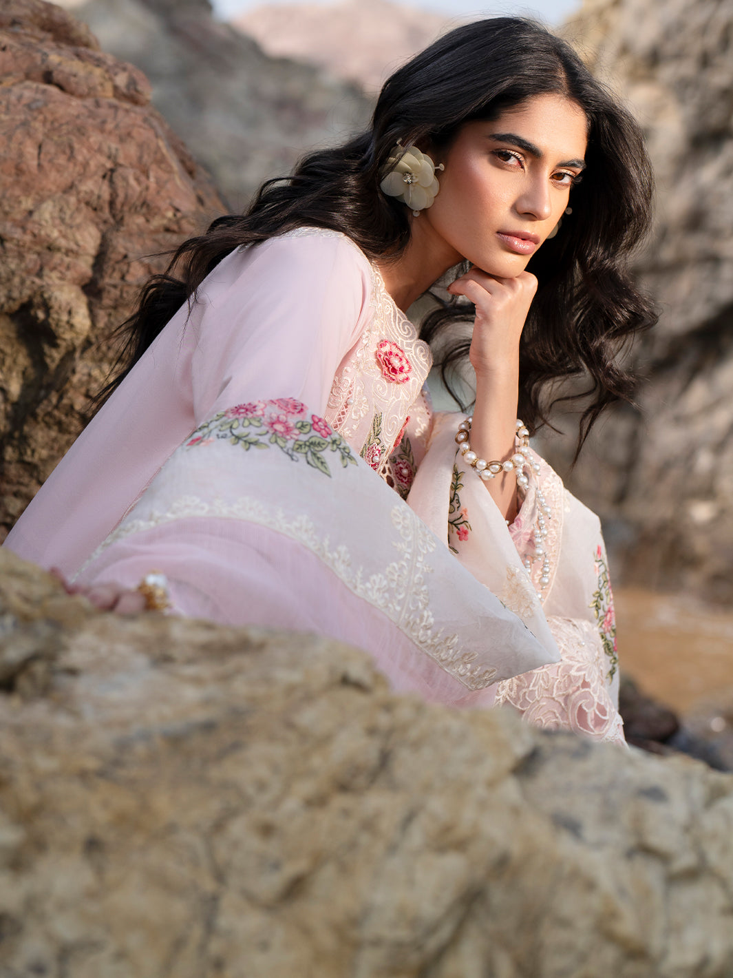 Mahnur | Sirena Luxury Lawn 25 | Azalea - Official Mahnur stockist in UK - Sakeena London
