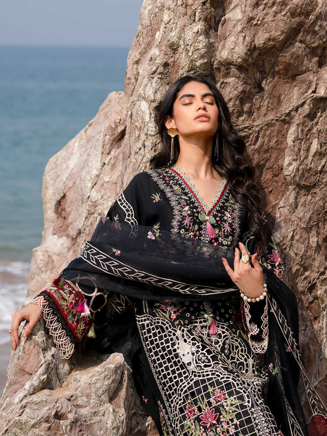 Mahnur | Sirena Luxury Lawn 25 | Azure - Official Mahnur stockist in UK - Sakeena London