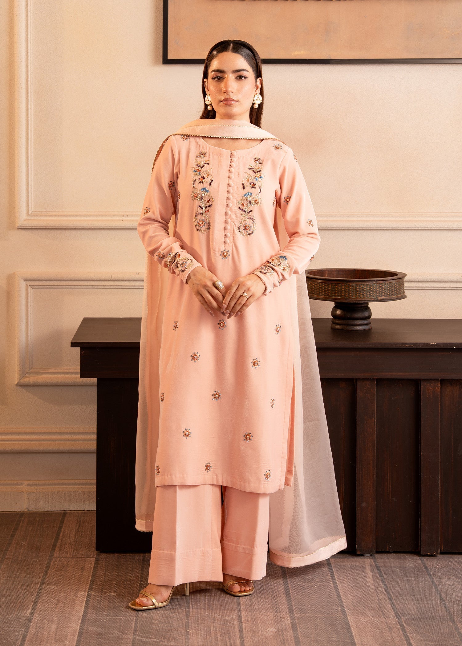 Fozia Khalid | The Velvet Rise 25 | BLOOM - Official Fozia Khalid stockist in UK - Sakeena London