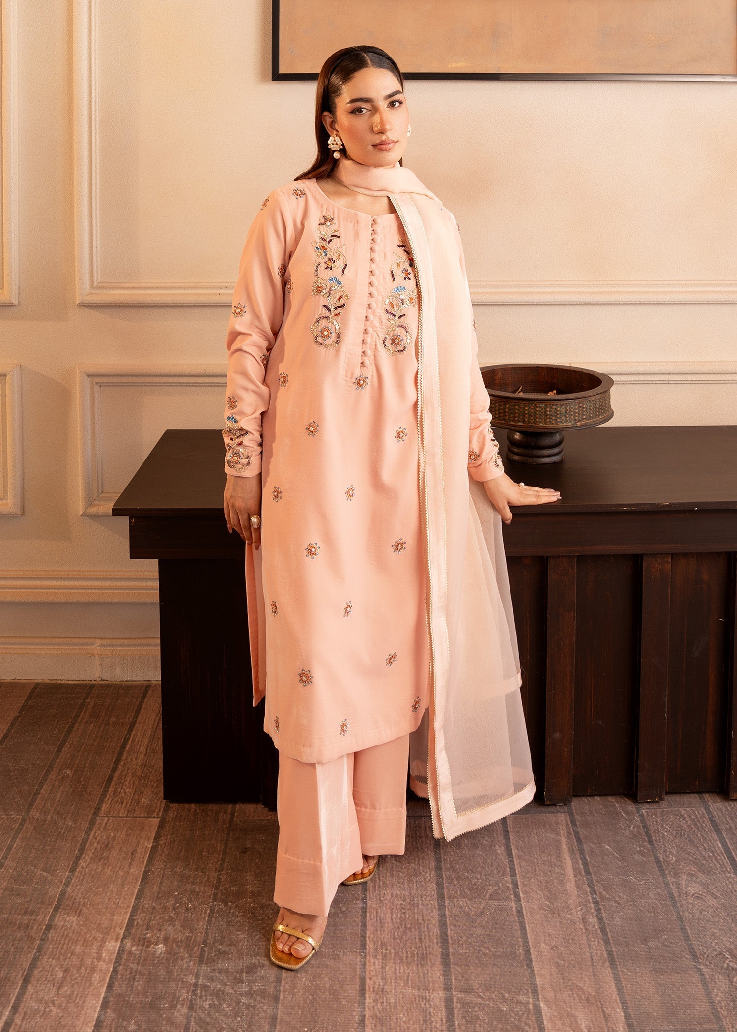 Fozia Khalid | The Velvet Rise 25 | BLOOM - Official Fozia Khalid stockist in UK - Sakeena London