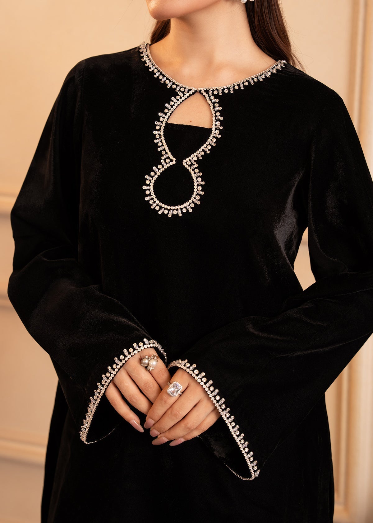 Fozia Khalid | The Velvet Rise 25 | NOIR GLEAM - Official Fozia Khalid stockist in UK - Sakeena London