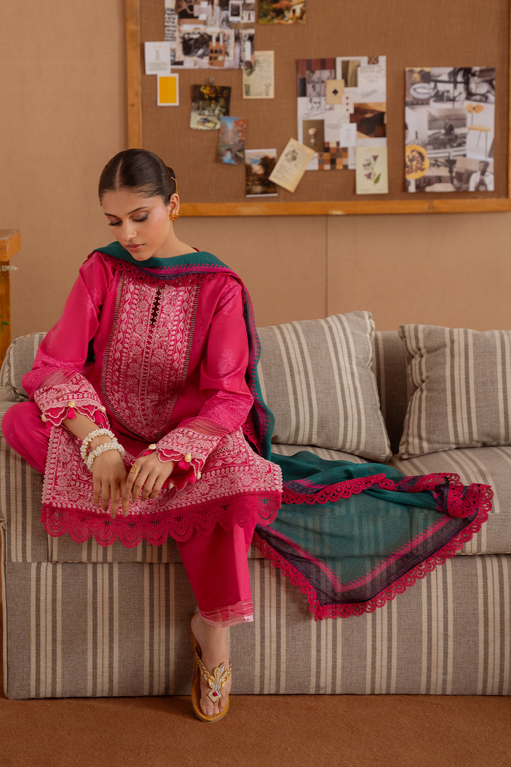 Saira Rizwan | Laanem Summer Lawn 25 | ELARA-A-SRL25-01 - Official Saira Rizwan stockist in UK - Sakeena London