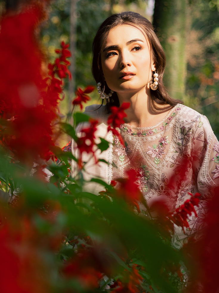 Parishay | IVY Bloom V2 Lawn | BLOOM-05 - Official Parishay stockist in UK - Sakeena London