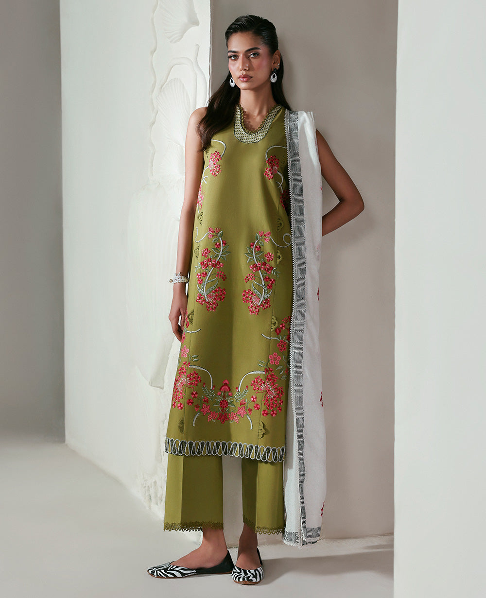 Republic Womenswear | Basics 25 | BP-213 - Official Republic Womenswear stockist in UK - Sakeena London