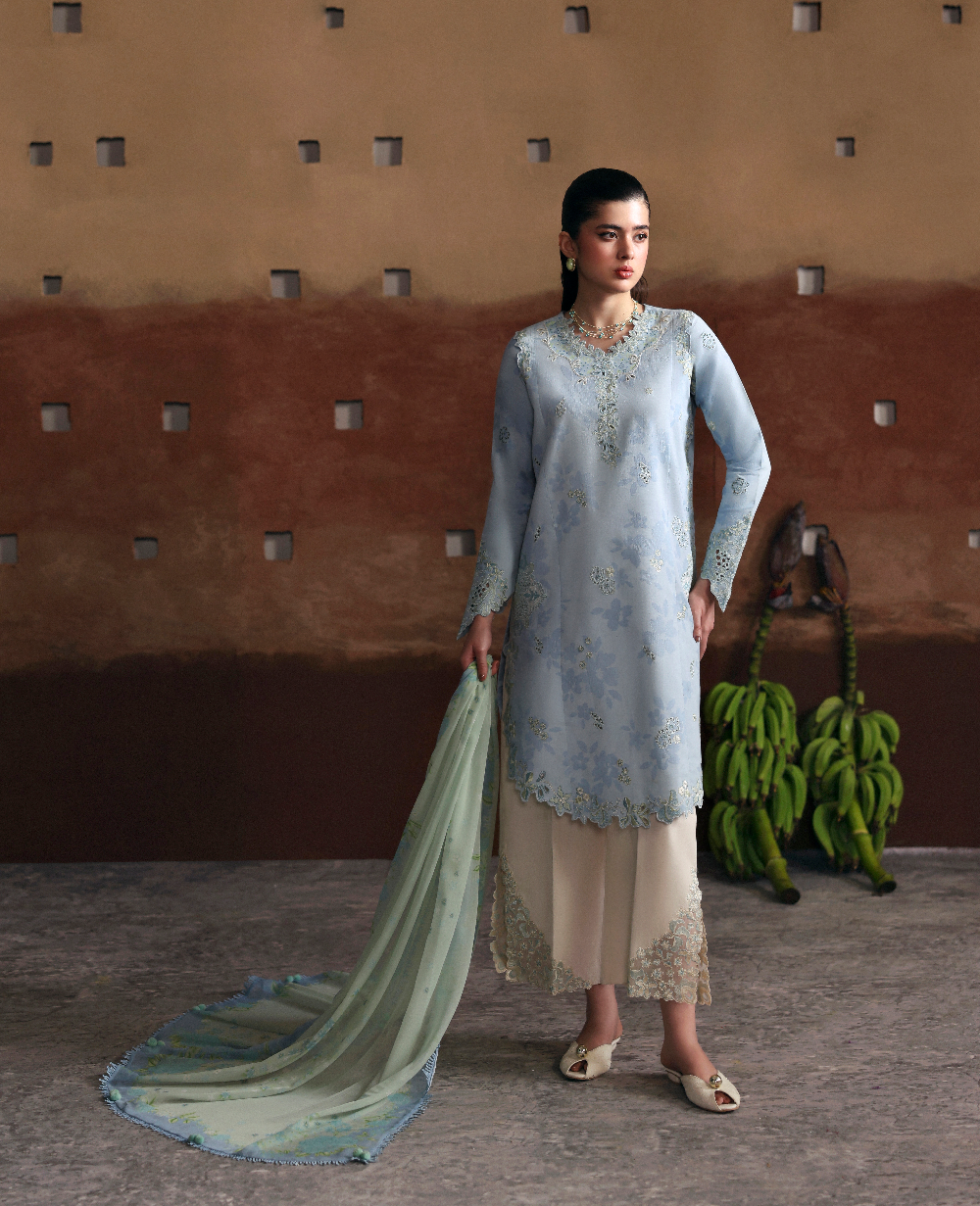 Republic Womenswear | Basics Pret | Skyline Breeze