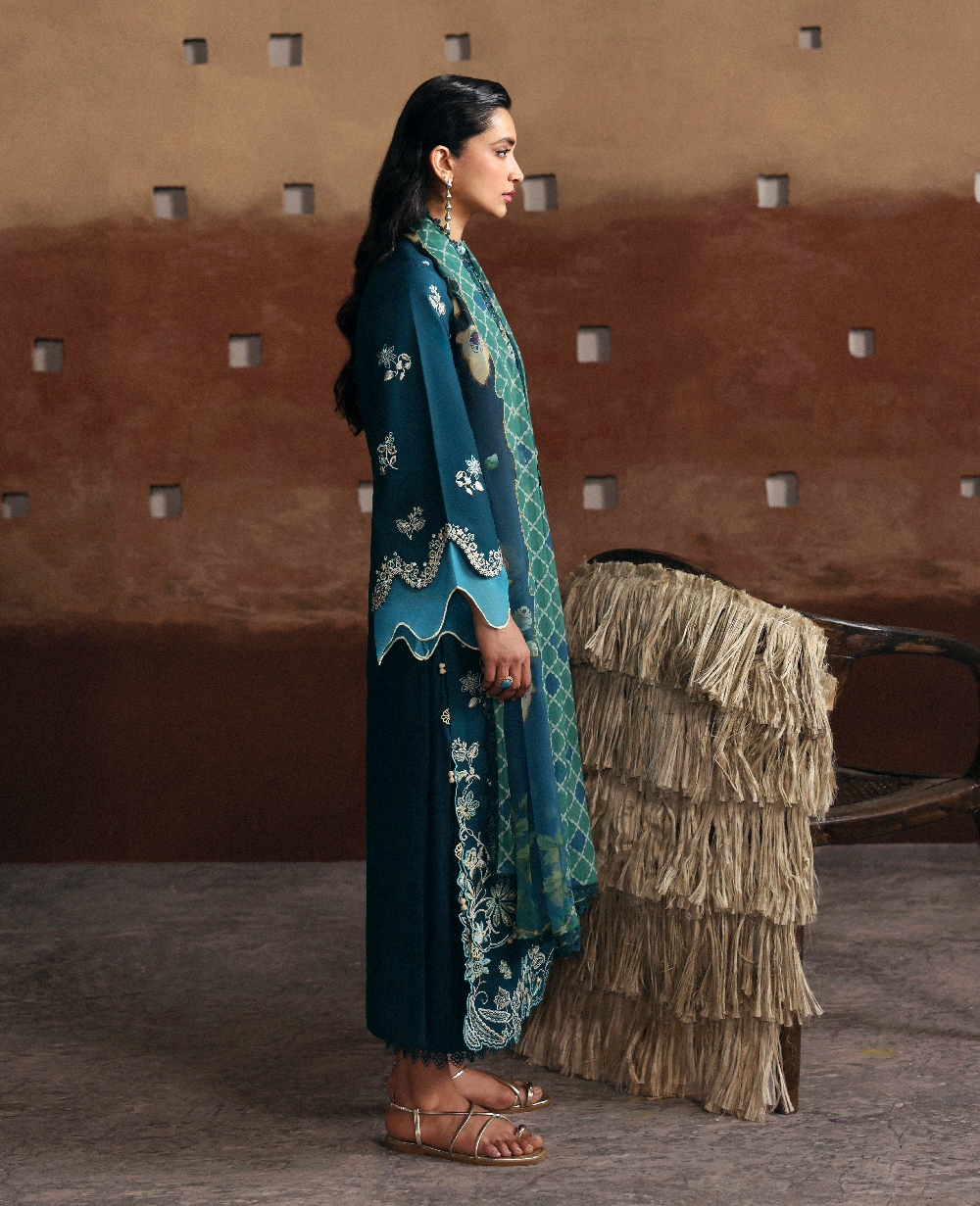 Republic Womenswear | Basics Pret | Layered Bloom