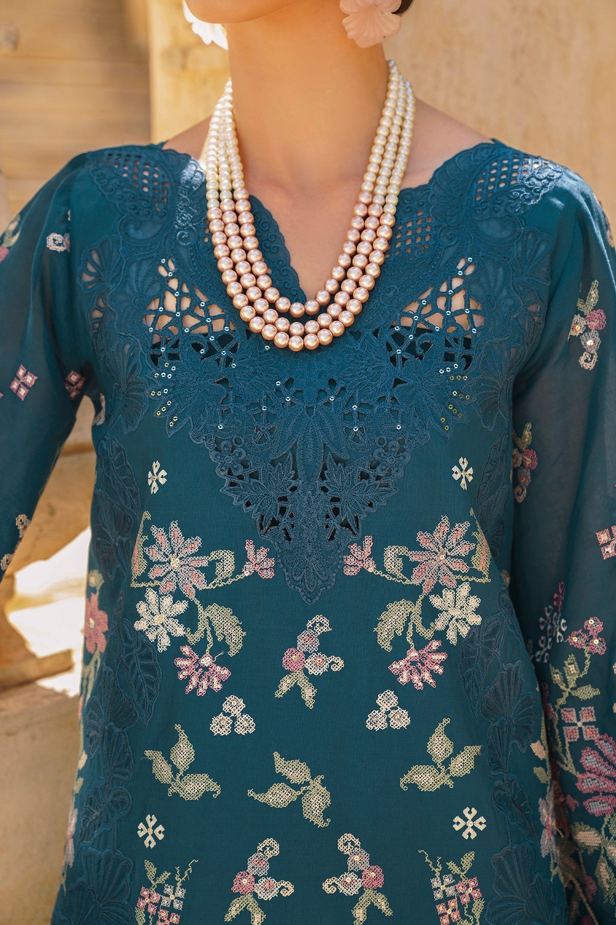 Baroque | Swiss Lawn 24 | SL12-D02 - Official Baroque stockist in UK - Sakeena London